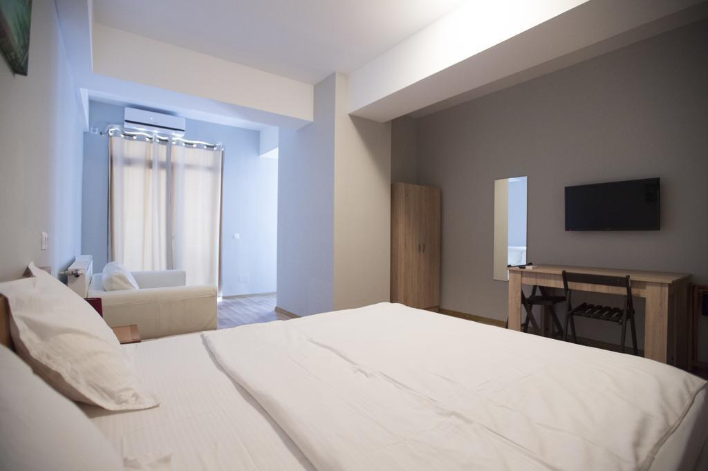 Heights Accommodation Bucureşti Exterior foto